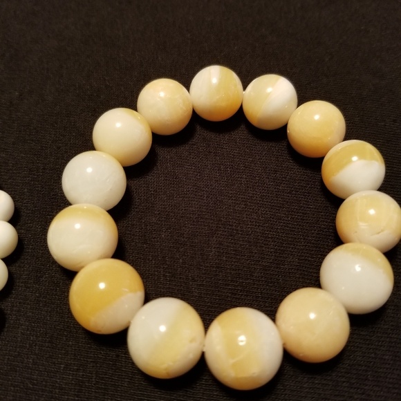 SOLD - Picture 2 of 4